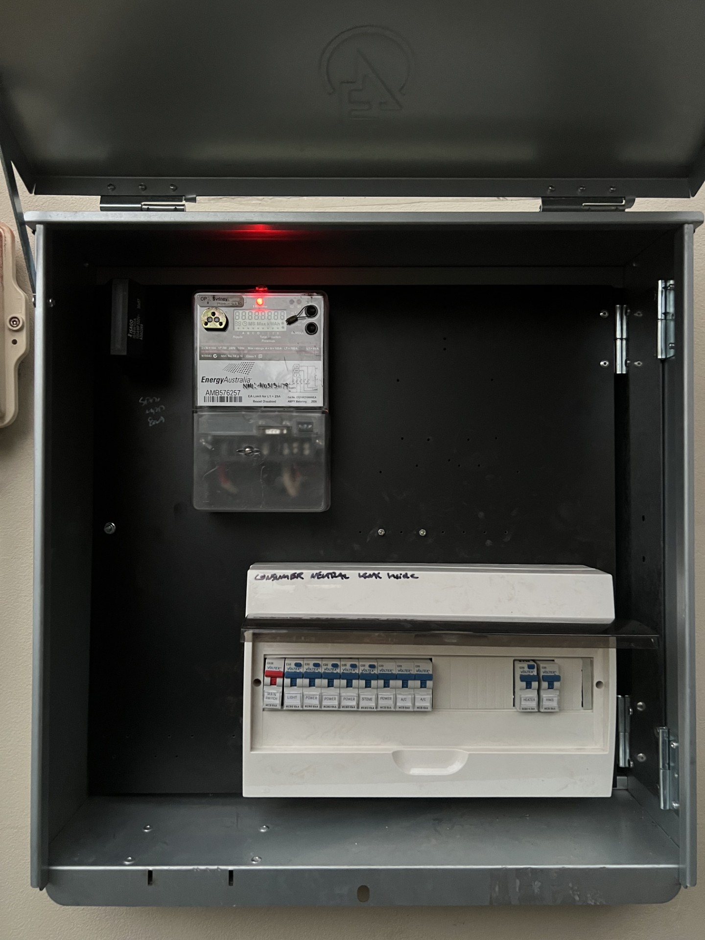 Switchboard Upgrade - Replaced old outdated switchboard with new compliant RCBOs